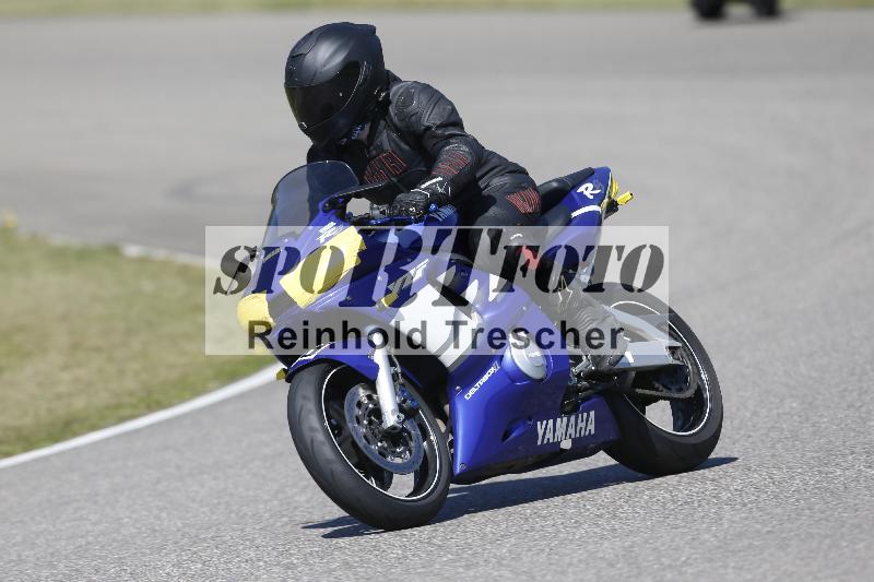 /15 22.05.2026  Plüss Moto Sport  Discover the Bike ADR /Gruppe gruen - Bike 1/28